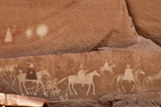 Canyon de Chelly, Arizona, United States.  Navajo Nation. Old petroglyphs and ruins range from 350 AD - 1300 AD.