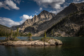Andrews Peak and Lake Nanita