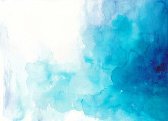 空や水の中をイメージした青い水彩イラスト