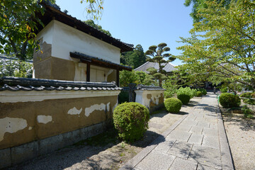 橘寺　東門から本堂への参道　奈良県明日香村