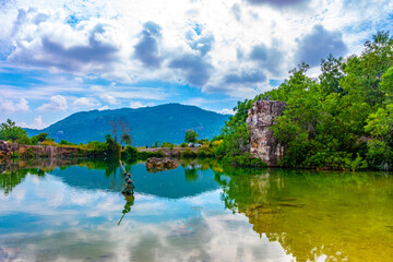 Fototapeta premium lake and mountains