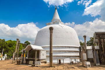 Lankaramaya dagoba (stupa)