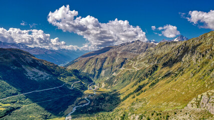 Der Furkapass mit dem Hotel Belvedere und dem Rhonegletscher, Schweiz (September 2021)