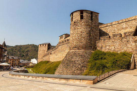 Ponferrada, Spain. The Torre del Malvecino tower and the walls of the Castillo de los Templarios (Castle of the Knights Templar)