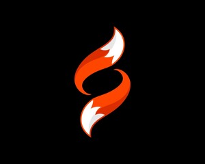 Orange tail fox with S letter initial