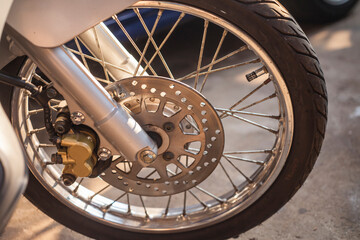 Motorcycle front wheel
