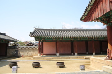 Fototapeta premium 전주 한국 한옥 대나무