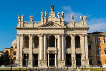 Obraz premium The Papal Archbasilica of St. John in Lateran (Basilica di San Giovanni in Laterano) in a sunny day, Italy, Rome