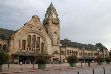 Fototapeta premium railway station in metz in lorraine (france) 