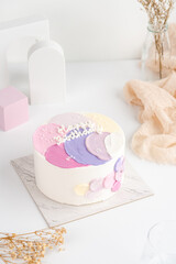Fototapeta na wymiar Small bento cake as a birthday present with Korean style cakes.