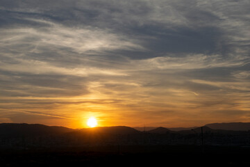Fototapeta na wymiar beautiful sunset on the horizon