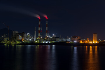 Fototapeta na wymiar 日本の岡山のとても美しい工場夜景