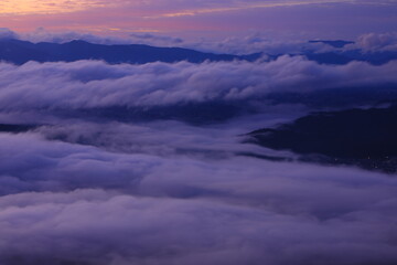 岩手県遠野市　遠野盆地の雲海　