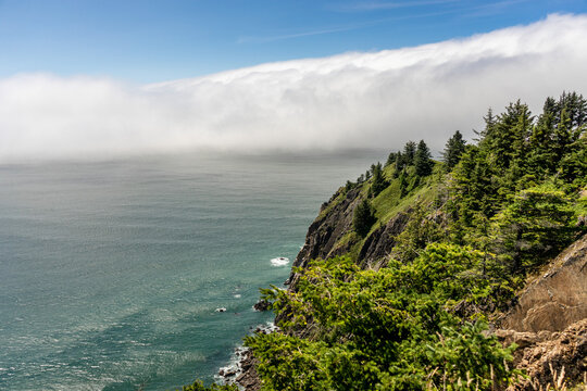 Pacific Ocean. Oregon Coast Highway 101