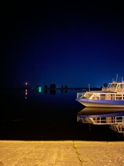 Fototapeta premium boats at night