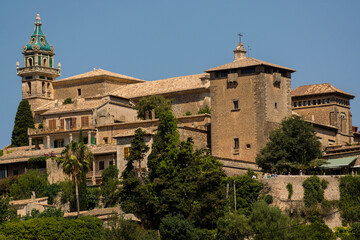 Fototapeta na wymiar cartuja y torre palacio del rey Sancho, Valldemossa, sierra de tramuntana, Mallorca, balearic islands, spain, europe