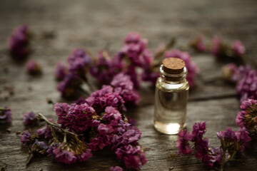 Obraz na płótnie Canvas lavender and essential oil
