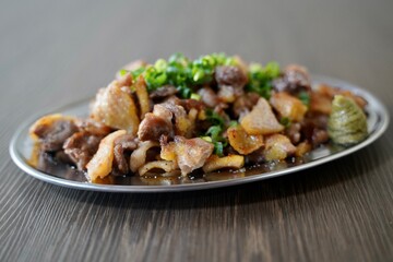 地鶏の炭火焼
