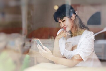 woman in a cafe