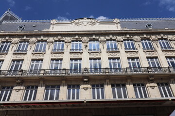 Fototapeta na wymiar Les Galeries Lafayette, grand magasin, vue de l'exterieur, ville de Dijon, departement de la Cote d'Or, France