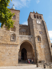 Fototapeta na wymiar Évora Sé cathedral