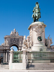 Obraz premium D. Jose I equestrian statue in Comercio Square in downtown Lisbon