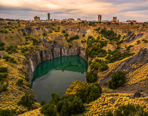 shot of kimberley big hole and Kimberly city in Northern Cape South Africa - obrazy, fototapety, plakaty