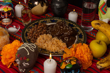 Top view of a traditional Mexican Day of the Dead offering.