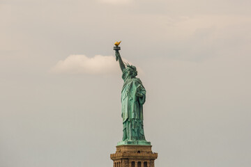 Naklejka na ściany i meble Statue of Liberty