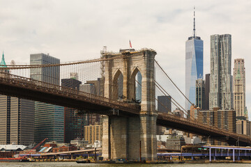 Fototapeta na wymiar NYC Skyline and Brooklyn Bridge5