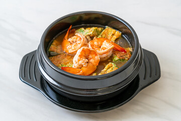 Sour soup made of Tamarind Paste with Shrimps and Vegetable Omelet