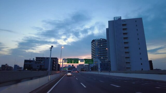 東京　ドライブ　車窓　首都高C2　夕焼け