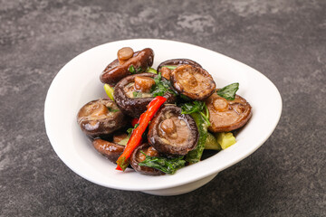 Marinated shiitake mushrooms with herbs
