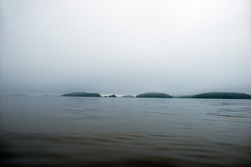 Fototapeta na wymiar fog on the sea, ingarö, sweden,sverige,stockholm