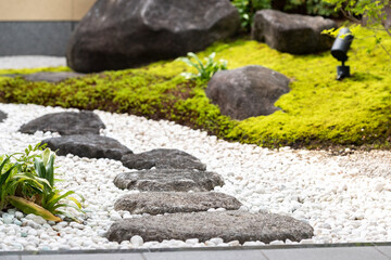 飛び石が置いてある和風の庭 Background Wall Mural Backgrou Garage38