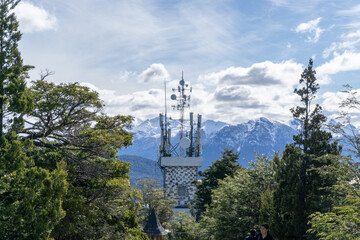 Obraz premium San Carlos de Bariloche is a city in the Argentinian province of Rio Negro. It is called Bariloche for short. It is famous for skiing, sightseeing, water sports, and trekking and climbing.