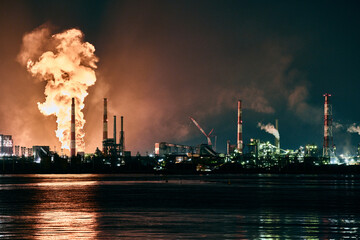 名古屋港 金城ふ頭 工場夜景 (The night view of the factory zone)