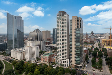 Obraz premium Milwaukee, WI USA - September 07 , 2021: Aerial view of the University Club Condos, Kilbourn Tower Condos, Cudahy Tower Apts., the Northwestern Mutual tower 