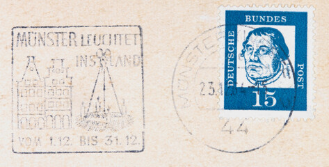  briefmarke stamp gestempelt used frankiert cancel luther blau blue münster leuchtet ins land weihnachten christmas adventskranz 1964 papier paper mann man 15