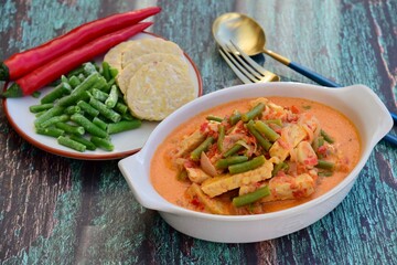 Sayur tempe buncis. Tempeh and green bean cooked in spices and coconut milk. 