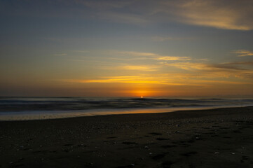 Naklejka premium 波崎海岸の夜明け