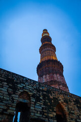 Fototapeta na wymiar Qutub Minar- Qutab Minar Road, Delhi image evening view