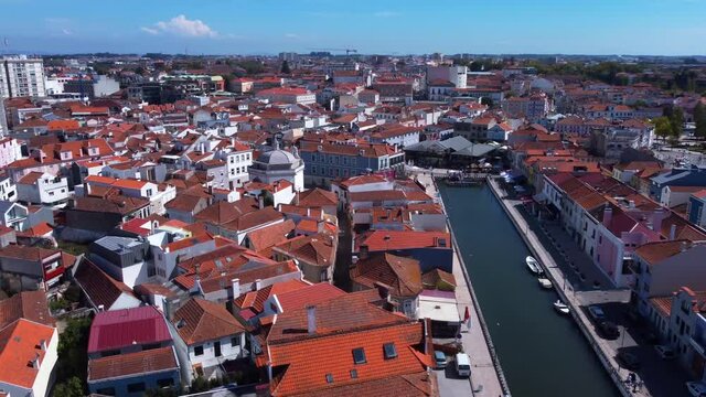 Aveiro, Canal dos Botir&otilde;es e capela de S.Gon&ccedil;alinho