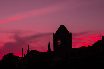 Obraz premium church at sunset