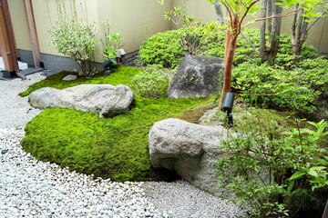 飛び石が置いてある和風の庭 Background Wall Mural Backgrou Garage38