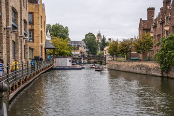 Fototapeta premium River in Cambridge city on a cloudy day.
