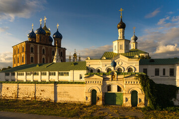 Fototapeta na wymiar view of the ryazan kremlin