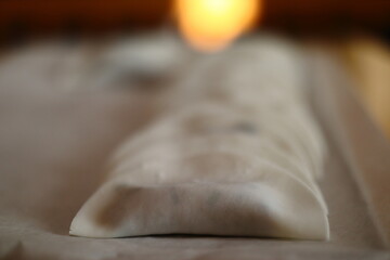 綺麗に並べられた白い餃子