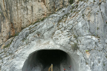 Tunnel in progress..