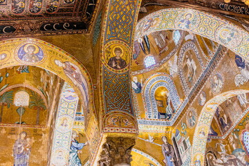 mosaic in the palatine chapel in palermo.